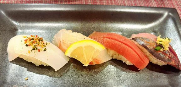 🍣✨