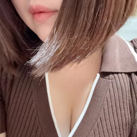 ゆずなの写メ日記｜豊満倶楽部