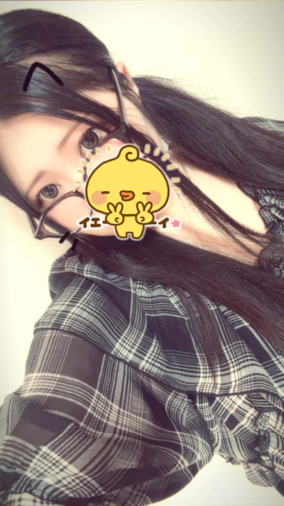 ツインテール⌒(´❛-❛`)⌒