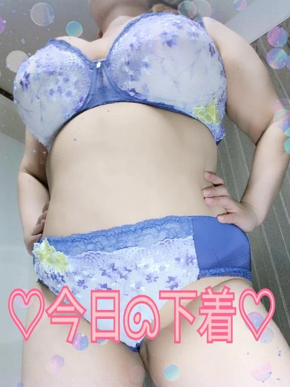 今日の下着👙