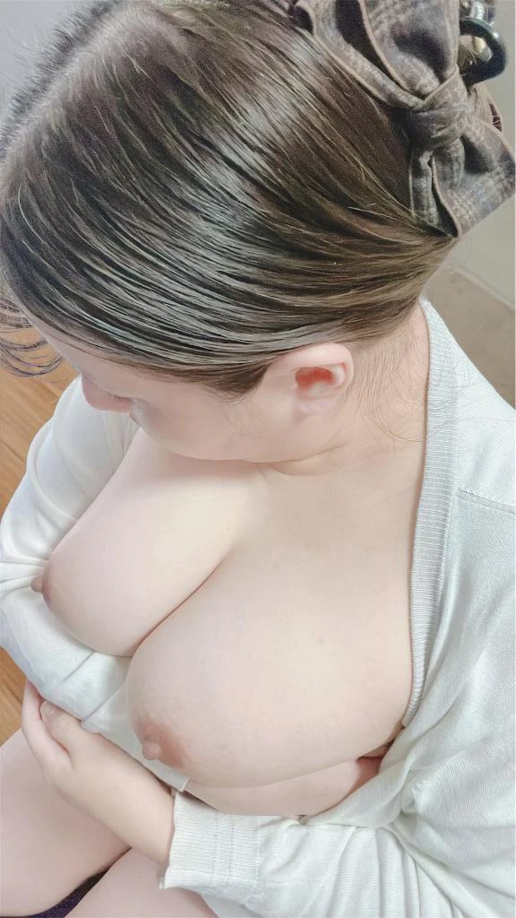 乳首さんが！