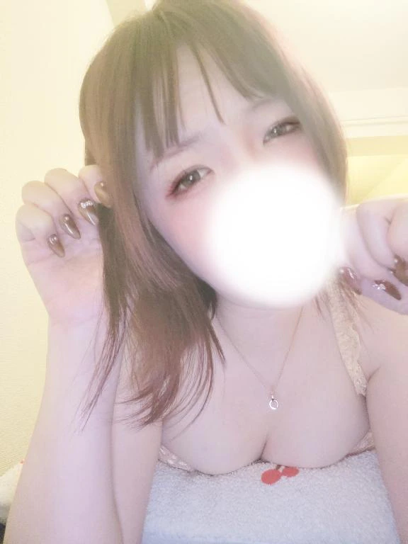 いつも..たくさんの♡を...⸜( *˙꒳˙ )⸝🤍🤍🤍